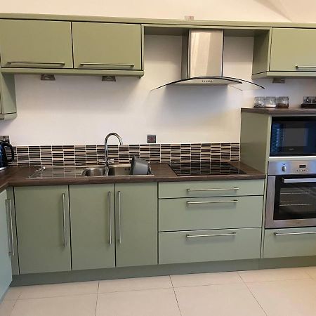 콜레인 Orchard Oasis, Luxury Penthouse Getaway 아파트 외부 사진