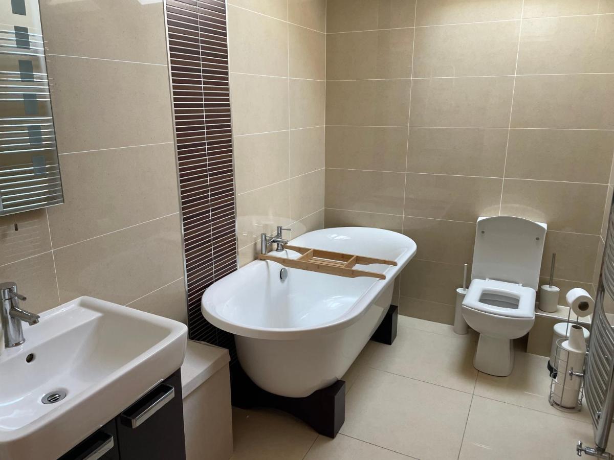 콜레인 Orchard Oasis, Luxury Penthouse Getaway 아파트 외부 사진